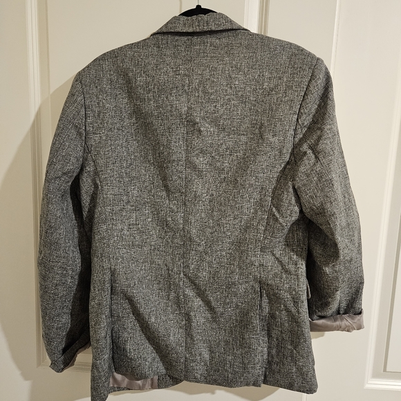 Coo Fandy gray blazer. Size Medium - Picture 5 of 5